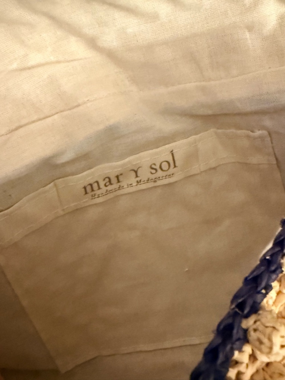 Mar Y Sol Straw Crocheted Clutch Bag in Beige with dark navy Trim NWOT - Picture 3 of 6